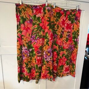 CM Shapes Vibrant Floral Maxi Skirt 5X.  (#27)